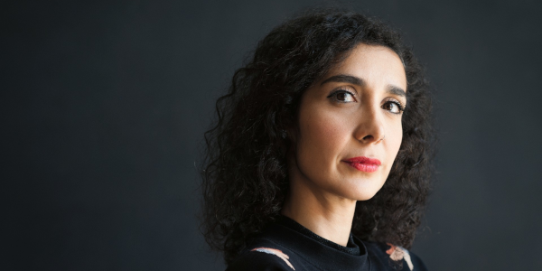 Portraitfoto von Asha Hedayati