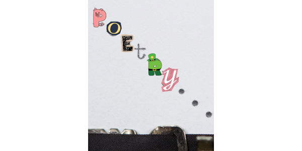 Das Wort Poetry aus ausgeschnittenen verschiedenen Buchstaben.