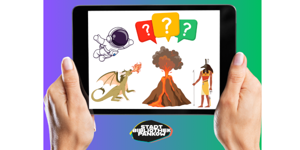 Hände die ein Tablet halten auf dem verschiedene Symboöe zu sehen sind - ein Drache, ein Astronat, dreu Sprechblasen mit Fragezeichen, ein Vulkan und ein ägyptischer Wächter