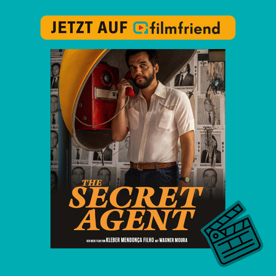 türkise Kachel mit dem Filmplakat von The Secret Agent, auf dem ein Mann an einer öffentlichen Telefonbox telefoniert.